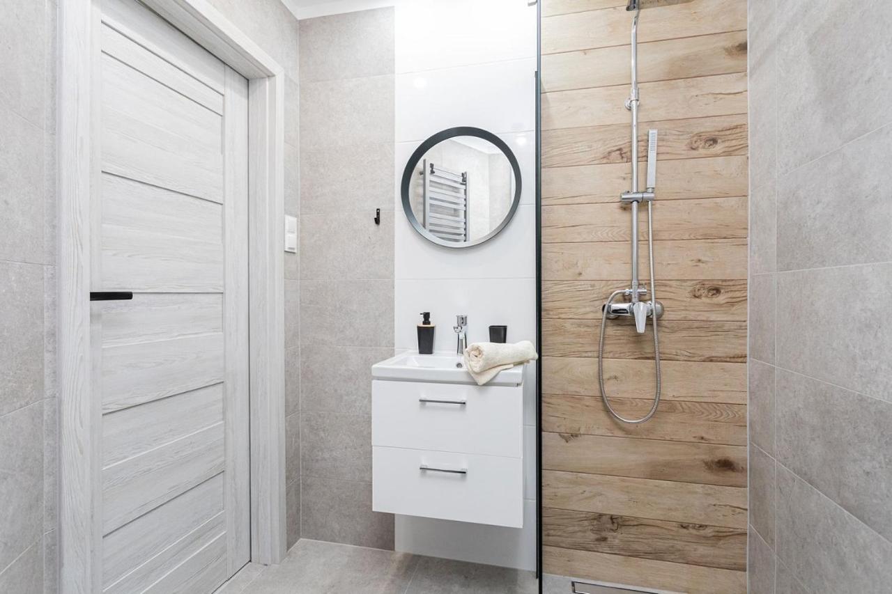 Rybacka 48 - Twoje Miejsce Wypoczynku, Domki, Pokoje, Apartamenty Jantar Esterno foto