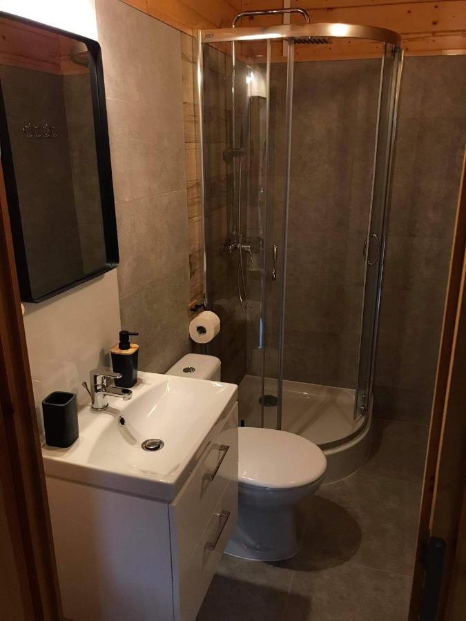 Rybacka 48 - Twoje Miejsce Wypoczynku, Domki, Pokoje, Apartamenty Jantar Esterno foto