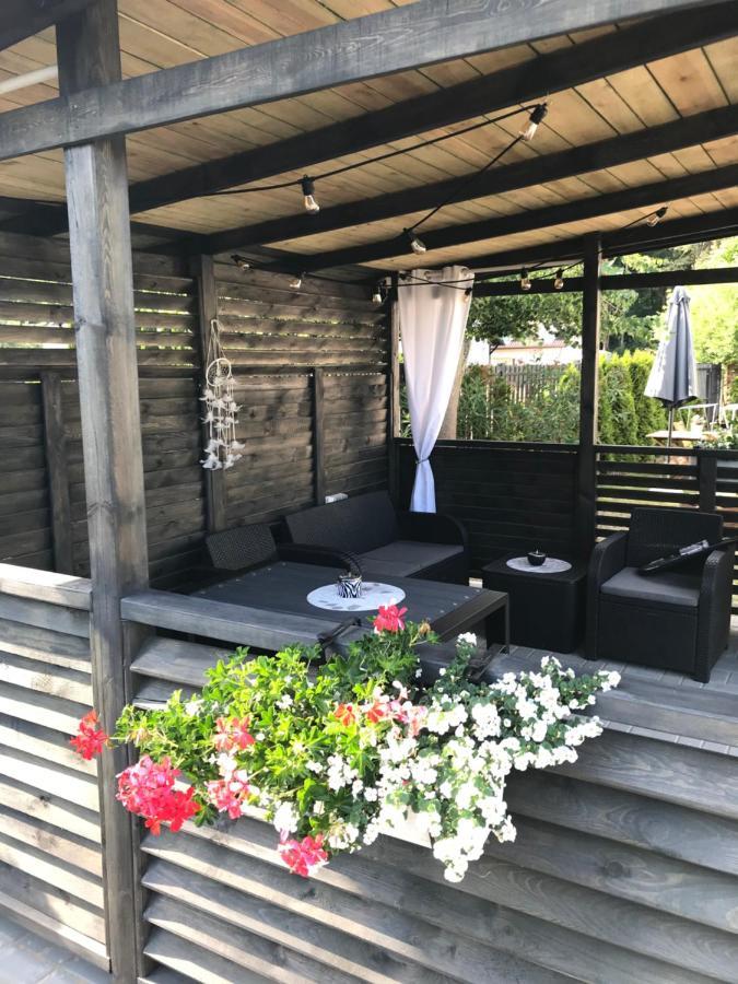 Rybacka 48 - Twoje Miejsce Wypoczynku, Domki, Pokoje, Apartamenty Jantar Esterno foto