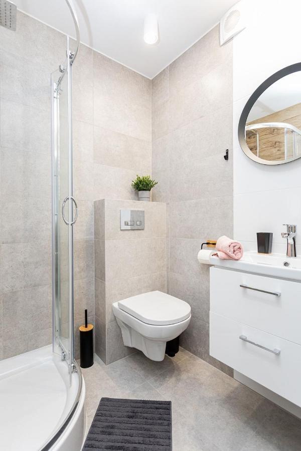 Rybacka 48 - Twoje Miejsce Wypoczynku, Domki, Pokoje, Apartamenty Jantar Esterno foto